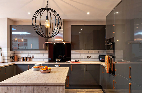 Modern Dark Kitchen Makeover