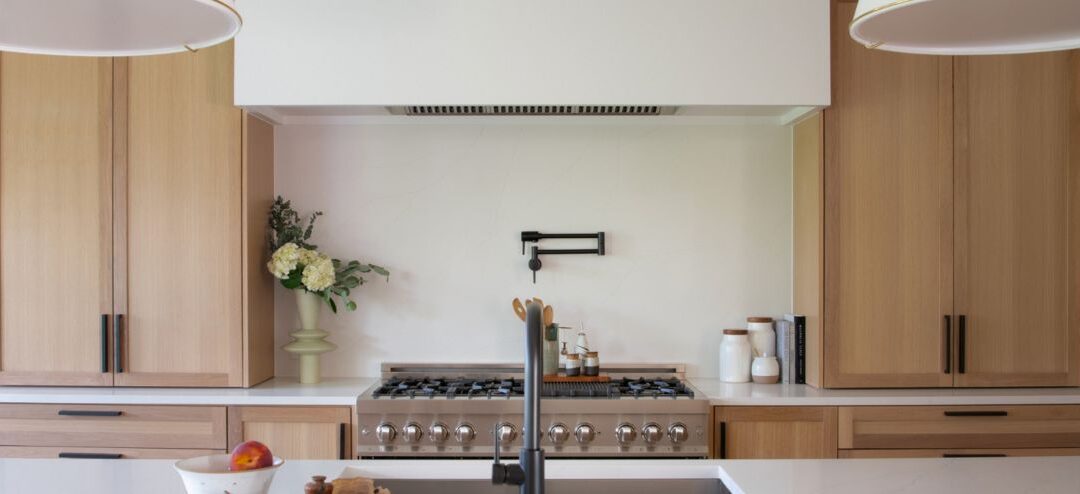 Smart Kitchen Renovation: Appliances, Lighting & Tech 2026
